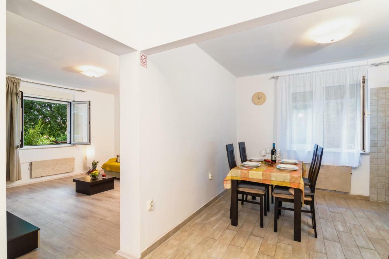 Apartman Fani Rijeka Extérieur photo